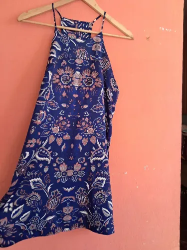 Vestido curto cetim My Place