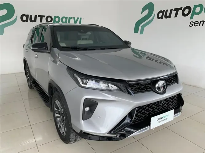 Toyota Hilux SW4 Diamond 2.8 TB 4X4 Die. Aut. 2022