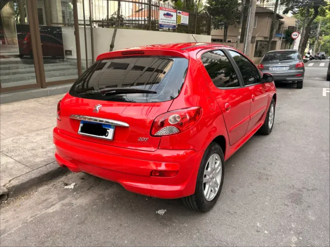 Peugeot 207 Active 1.4 Flex 8V 5P 2014