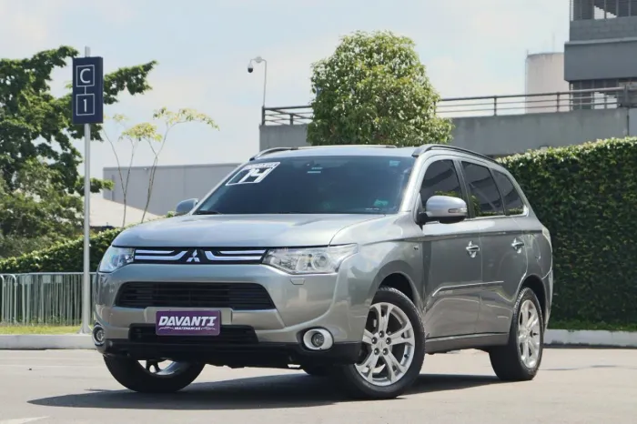 Mitsubishi Outlander 3.0/ GT 3.0 V6 Aut. 2014