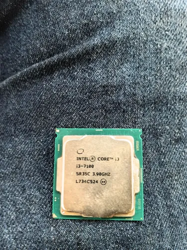 Processador core i3 7100 sétima geração.