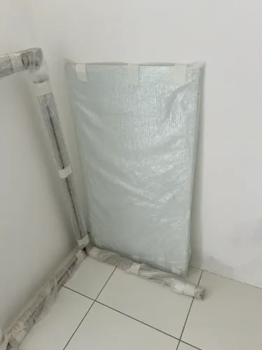 Mesa de Inox com tampa de vidro