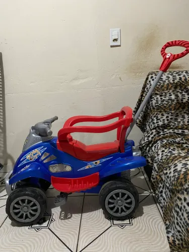 Carro de passeio menino