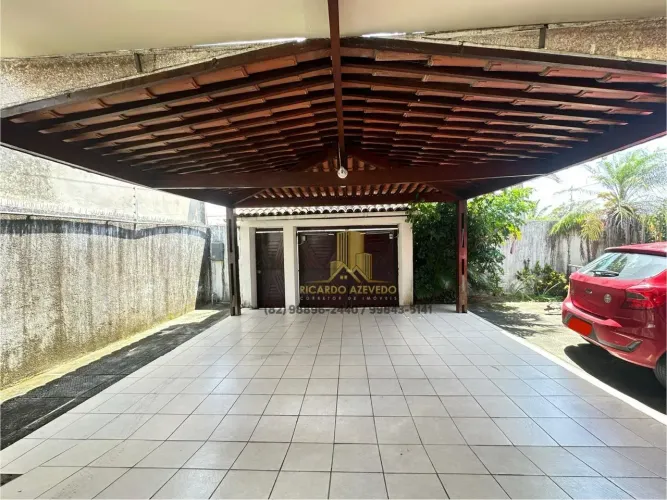 Gruta de Lourdes, casa com 320m², 04 suítes, piscina e churrasqueira, nascente