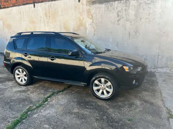 Mitsubishi Outlander 2.0 16V 160cv Aut. 2012