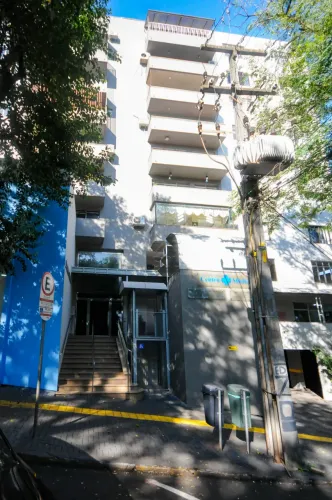 Apartamento para locação ou venda, Edifício Carlos Sbaraini, Centro - Foz do Iguaçu/PR