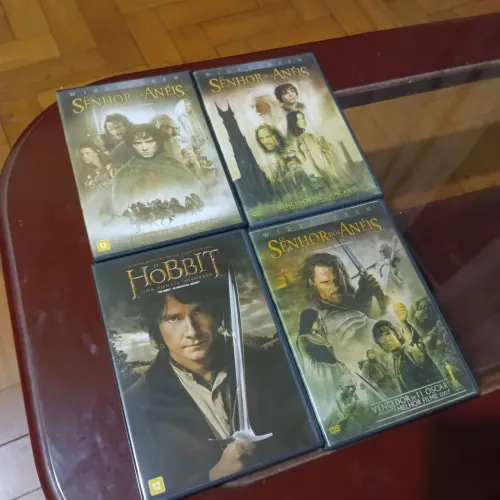 Dvd da trilogia O senhor dos Anéis + O Hobbit