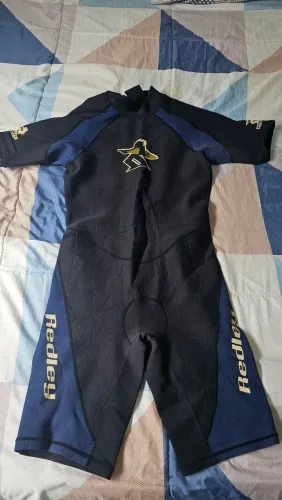 Vendo esse roupa ne neoplene tamanho G