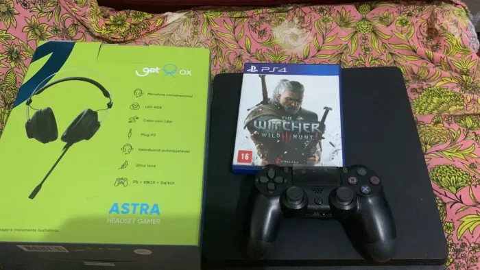 PS4  1TB