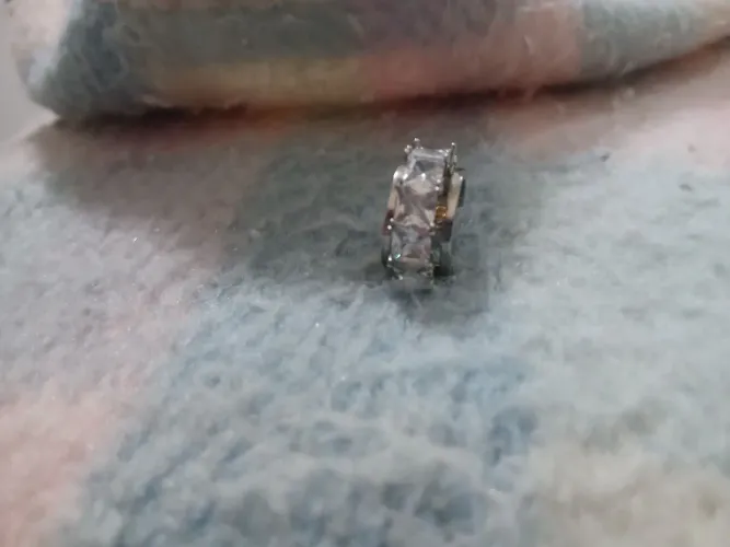 Brinco com cristal Swarovsky