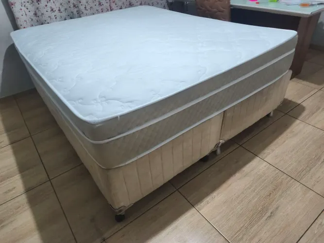 Cama box Queen