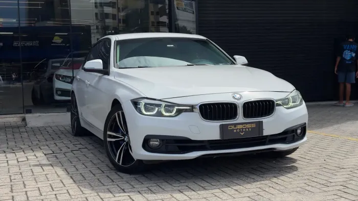 BMW 320I A Modern/sport TB 2.0/a.flex 16V 4P 2016