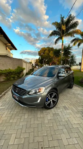 Volvo XC 60 T-5 Momentum 2.0 245cv FWD 5P 2017
