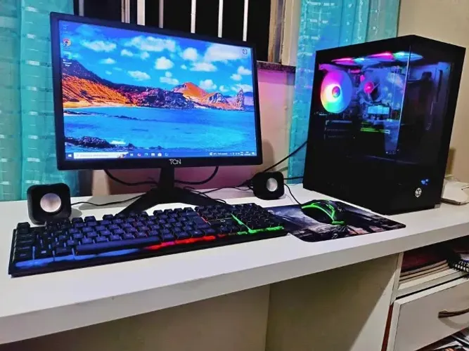 Pc novo  Ryzen 5 5600gt (vídeo integrado) Placa mãe duex am4  1x16 de ram ddr4 da Viper Fo
