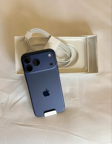 Iphone 17 pro Max novo