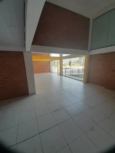 Aluga-se sala comercial - Paulo Lopes