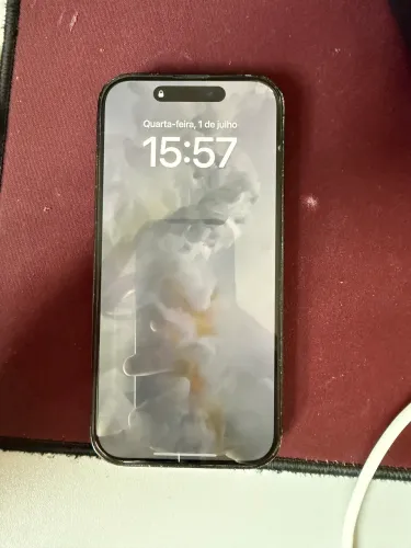 Vendo iPhone 14 Pro 77% de bateria