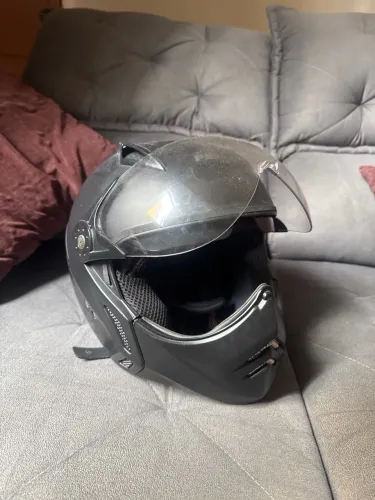 Capacete Miracle tamanho 58 2024