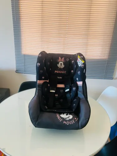 Cadeirinha Carro Disney 9/36kg ! fica mais reclinada ! 1 mês uso ! ac cartão