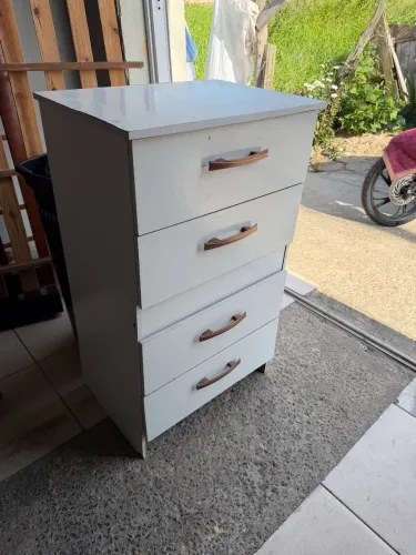 Mini cômoda 4 gavetas