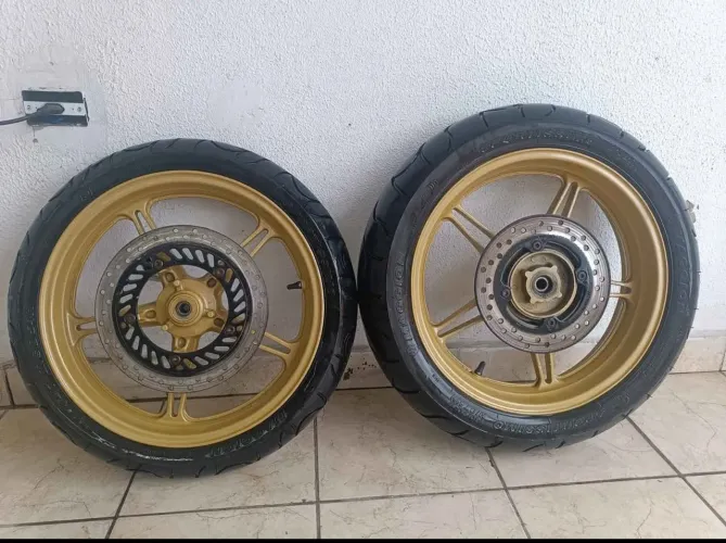 Par de rodas CB 300
