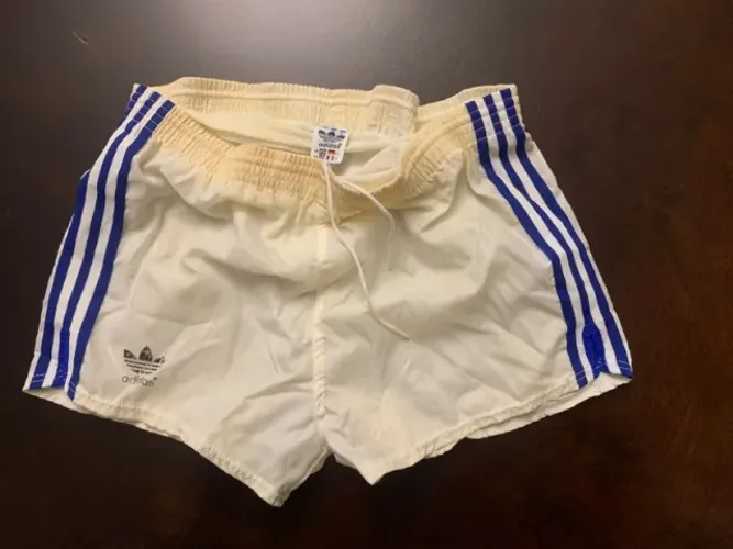 Calção de futebol adidas anos 80