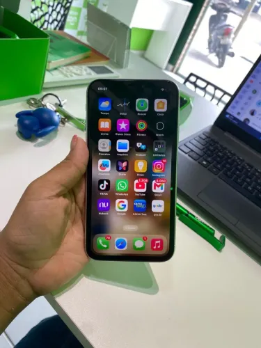 iPhone XR funciona dboa