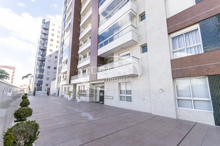 Ed. Evora Belíssimo apartamento no Portão,