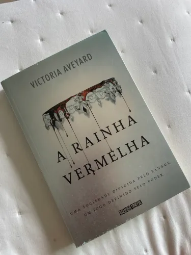 livro: a rainha vermelha 