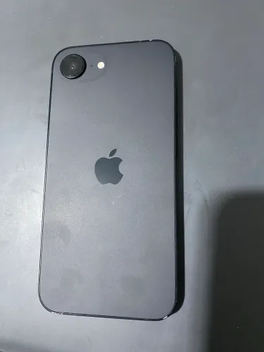 iPhone 16e Preto 256gb