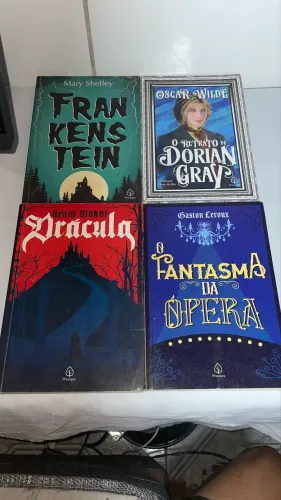 Box com 4 livros clássicos ? bem conservados