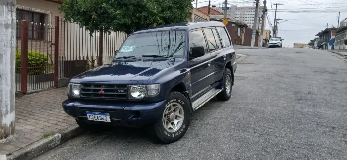 Mitsubishi Pajero GLS 3.0 V6 4P Aut. 1999
