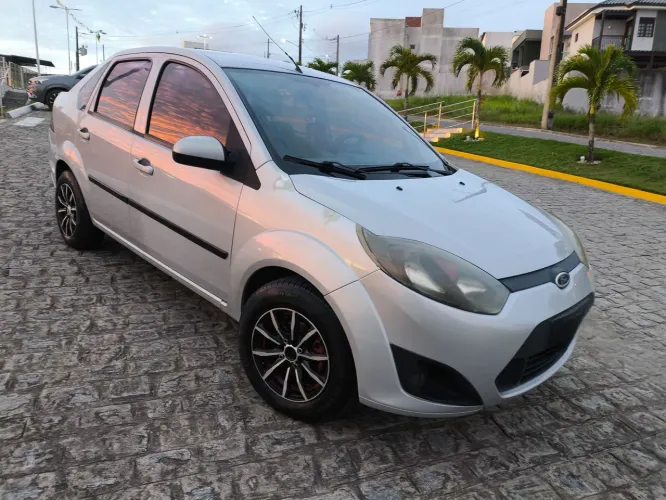 Ford Fiesta Sed. 1.6 8V Flex 4P 2011