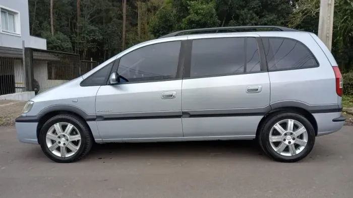 Chevrolet Zafira Eleg.2.0 MPFI Flexpower 8V 5P AUT 2011