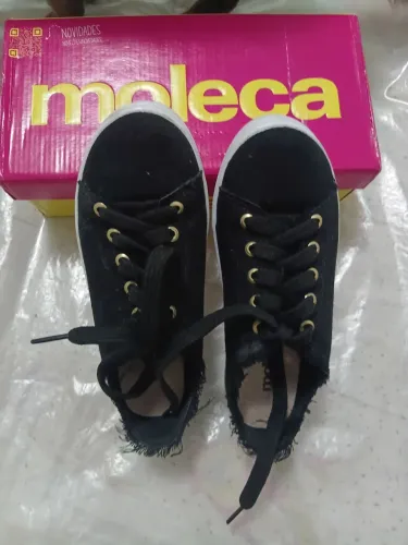 Tênis da Moleca número 34