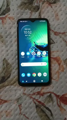 Celular moto g8 plus de 64 GB de memória 