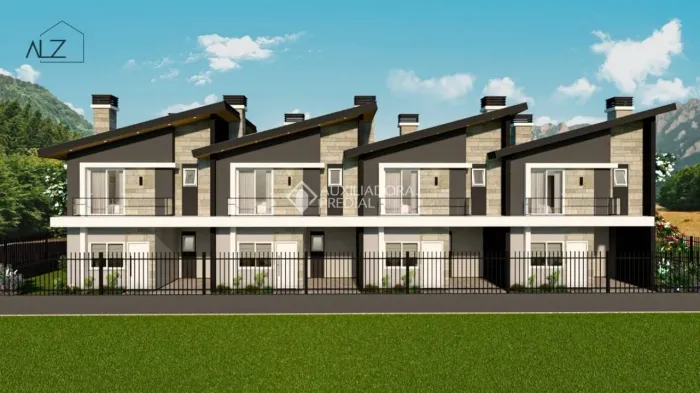 Condomínio Exclusivo com 4 Casas Geminadas em Gramado