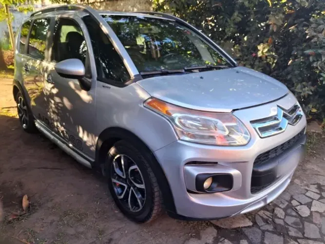 Citroen Aircross Exclusive 1.6 Flex 16V 5P Mec. 2011