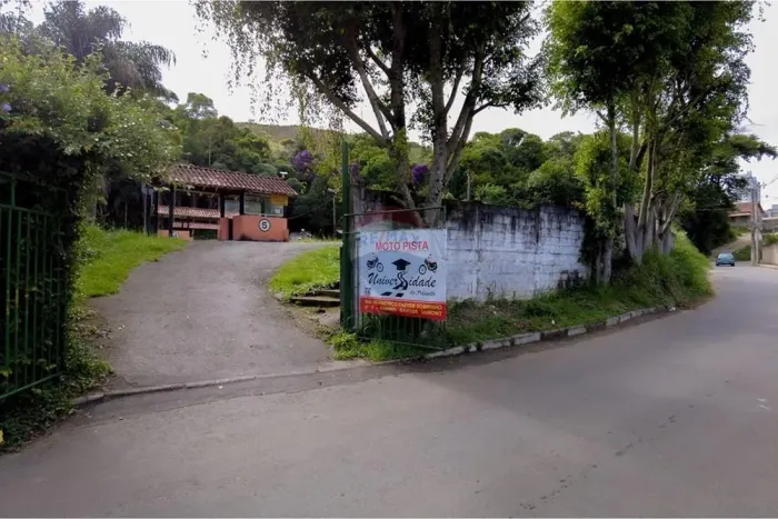 Terreno a venda no bairro Aeroporto em Juiz de Fora - MG