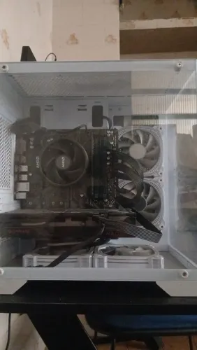 Pc Gamer - Ryzen 5 5600G + RX 6600 XT (ACEITO TROCAS)