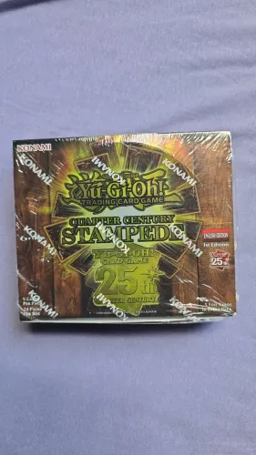 Carta yoyugioh lacradas originais,2 caixas 800.00