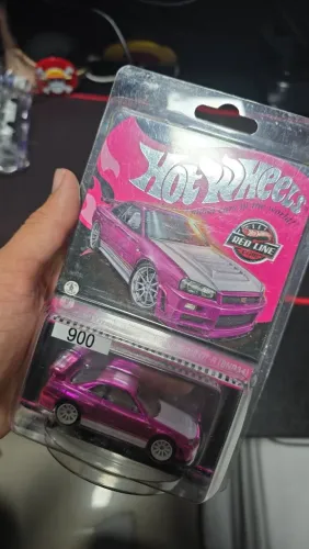 Hoo Wheels RLC Nissan Skyline R34 Pink