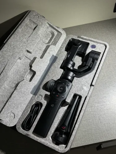 Gimbal estabilizador para celular