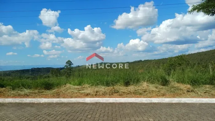 Lote em condomínio em Rua Florêncio Lanfredi - Condomínio Terras de Santa Mariana - Caçapa