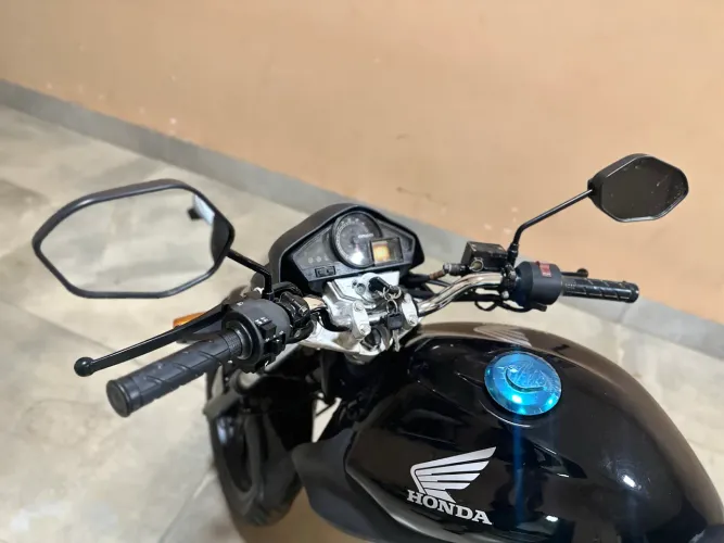 HONDA CB 300R
