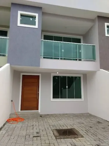 Atlantica Imóveis tem excelente Casa à Venda na Granja dos Cavaleiros - Macaé/RJ