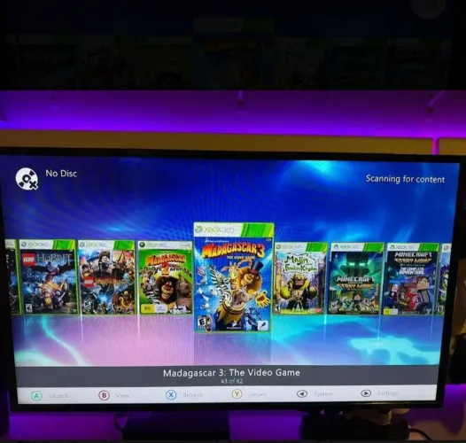 Vendo ou troco Xbox 360 desbloqueado bandavatar com 2 hd 1interno e outro externo com jogo
