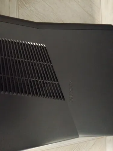 Vídeo game Xbox 360 ATENÇÃO TA COM LUZ VERMELHO