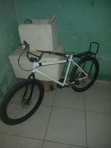 Bicicleta montadinha 