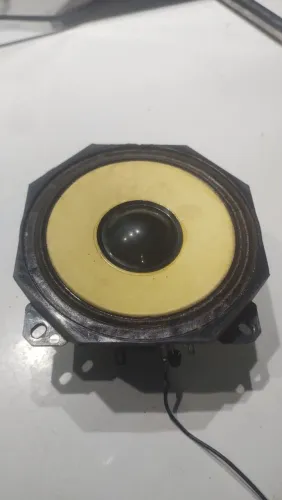 ALTO-FALANTE 6? COM ÍCONE AMARELO - FUNCIONANDO PERFEITAMENTE